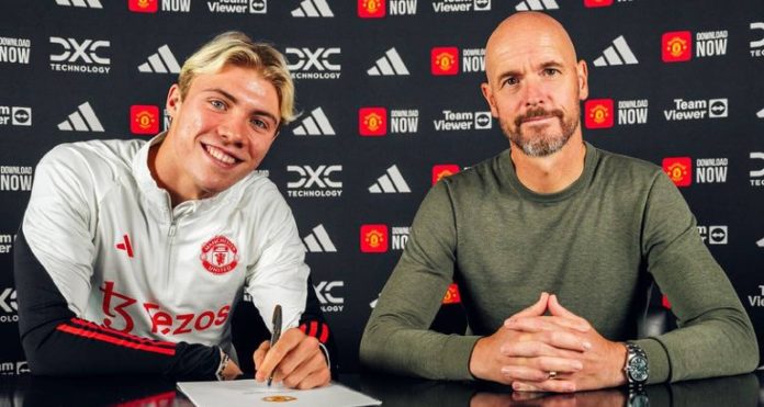 Rasmus Hojlund a signÃ© un contrat de cinq ans avec Manchester United